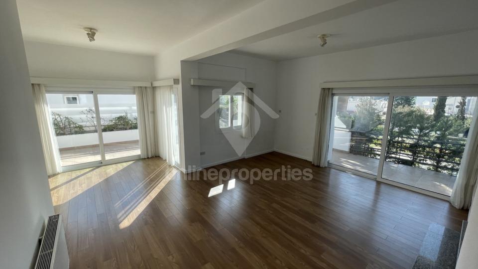 To change image, hover mouse over thumbnails below