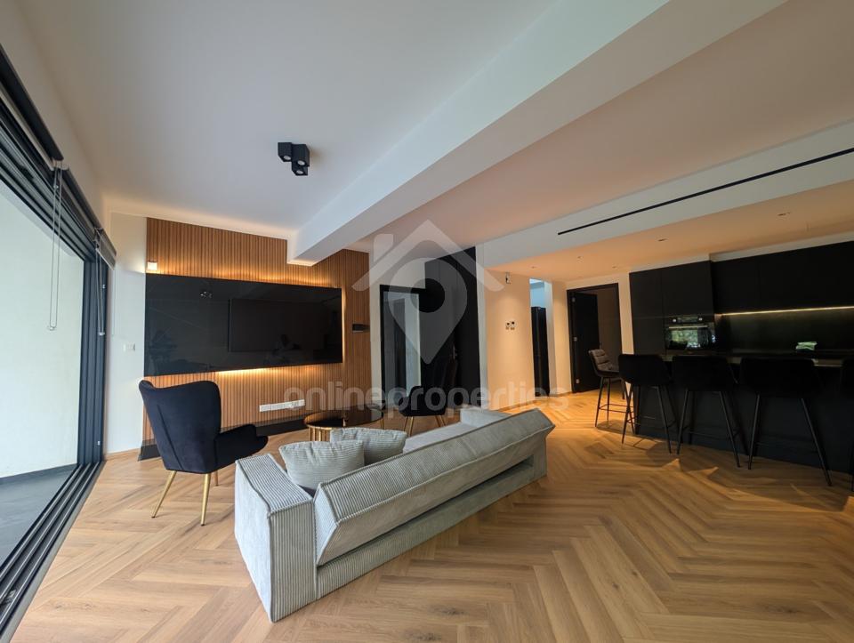 Exquisite Urban Living: Modern 2-Bedroom Ground Floor Oasis