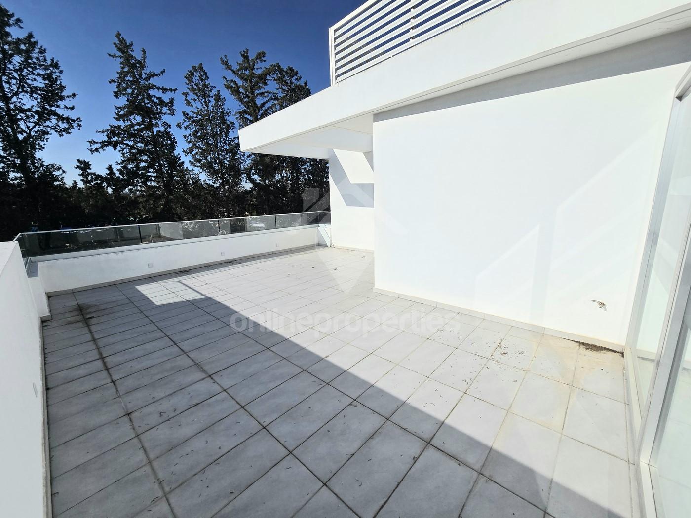 To change image, hover mouse over thumbnails below