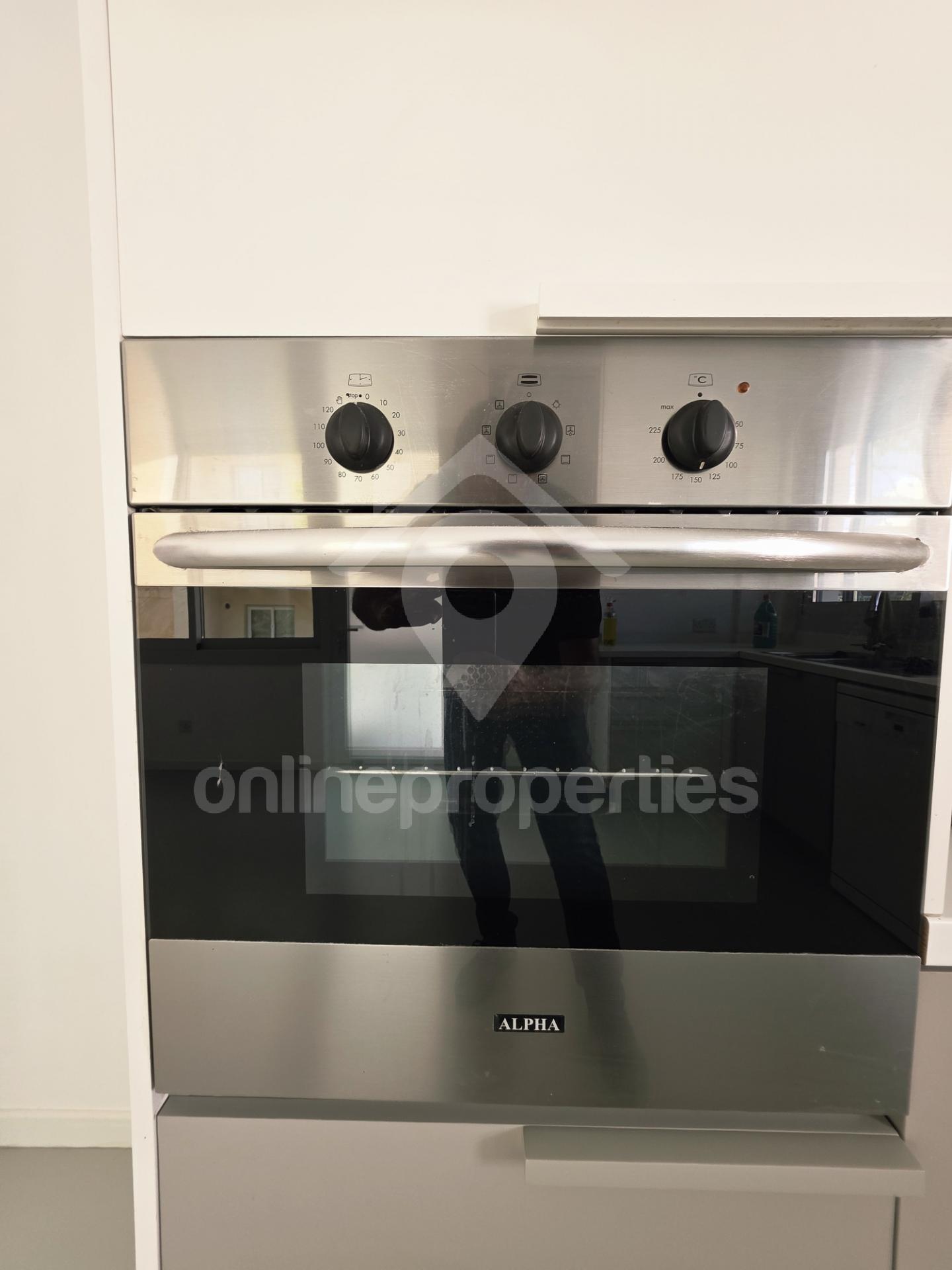 To change image, hover mouse over thumbnails below