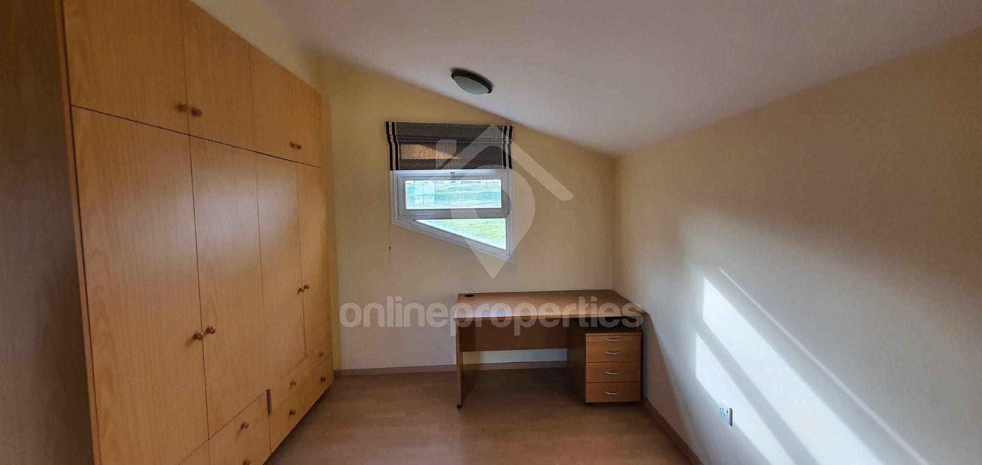 To change image, hover mouse over thumbnails below