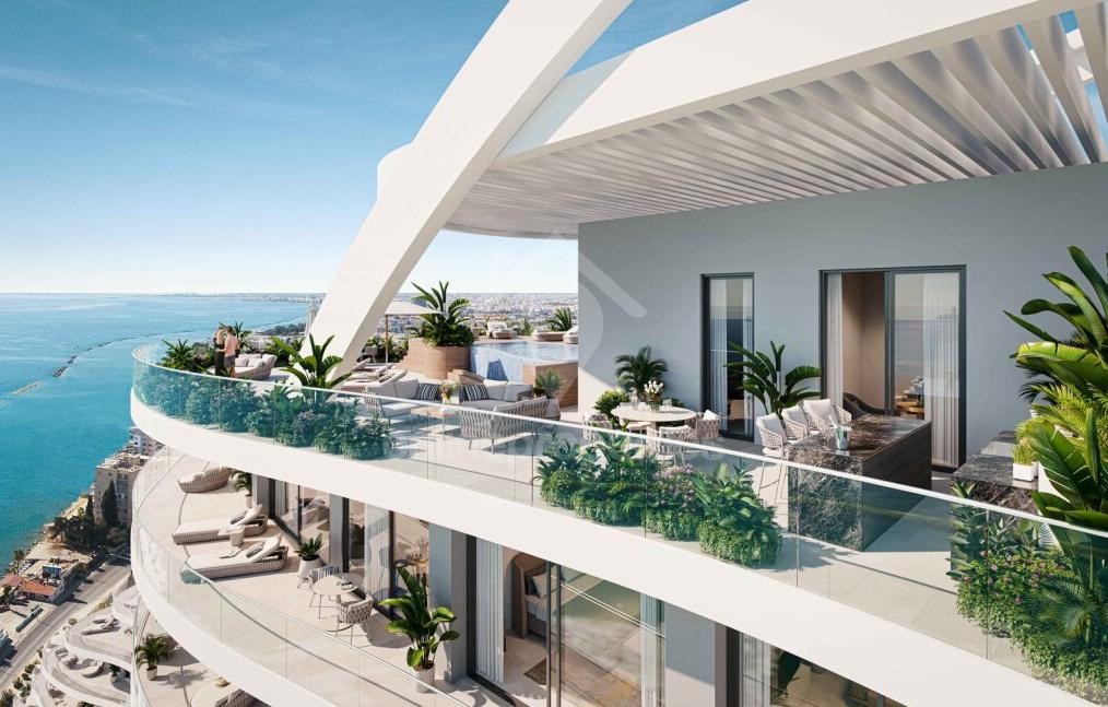 To change image, hover mouse over thumbnails below