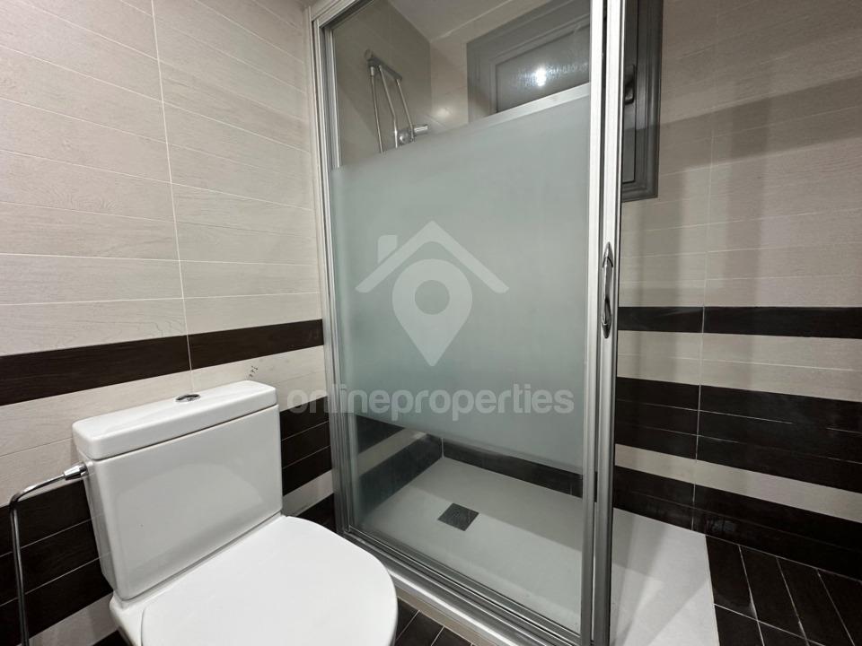 To change image, hover mouse over thumbnails below