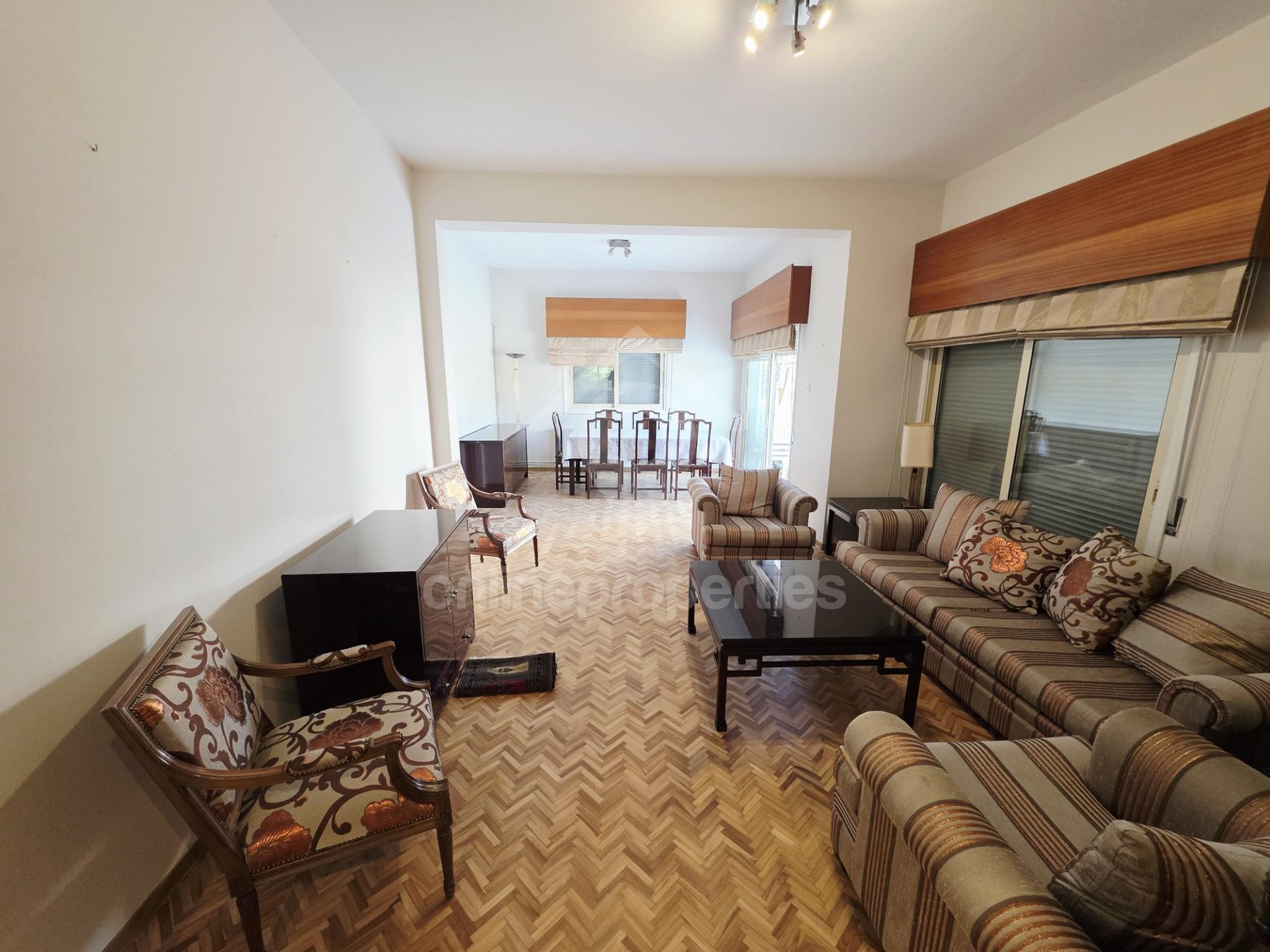 To change image, hover mouse over thumbnails below