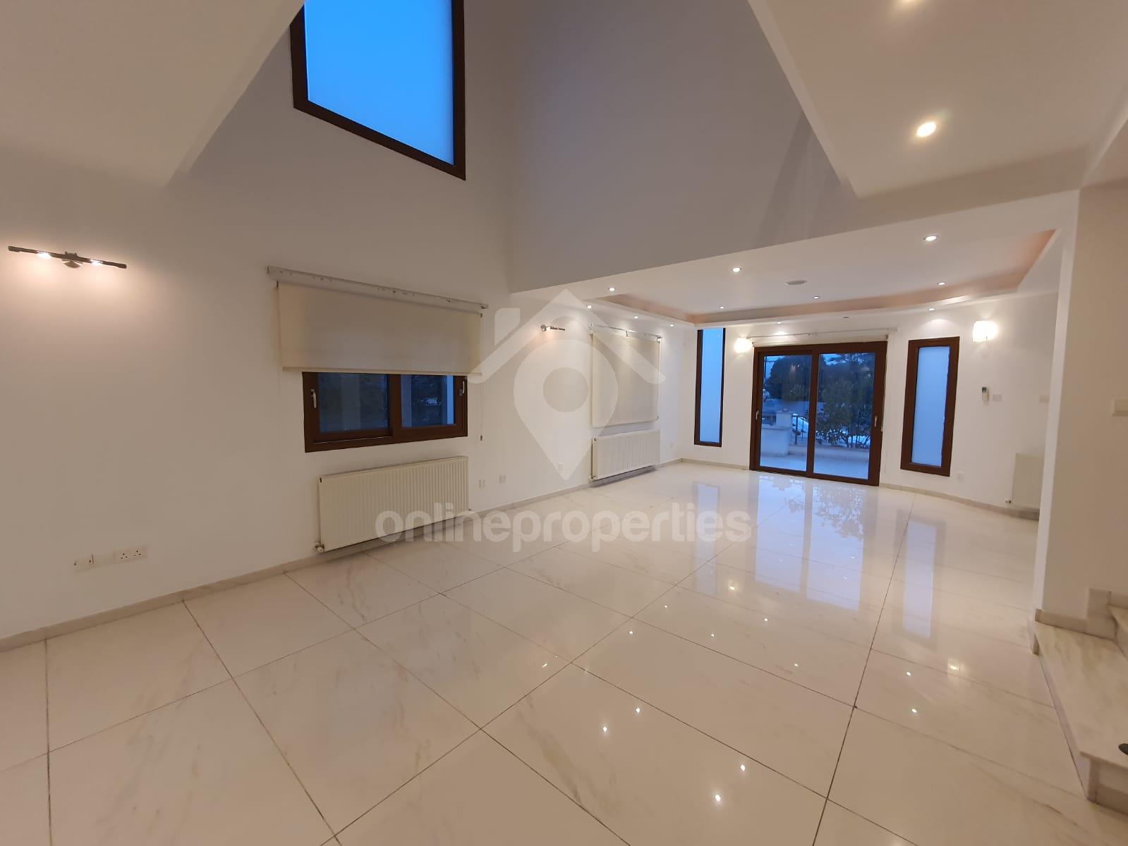 To change image, hover mouse over thumbnails below