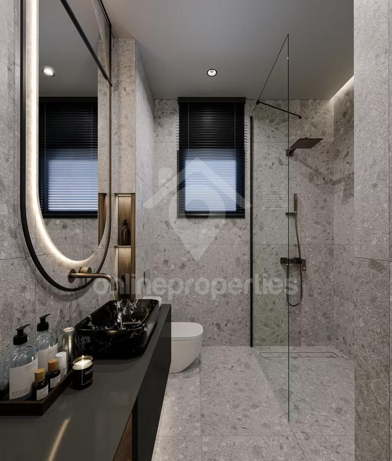 To change image, hover mouse over thumbnails below