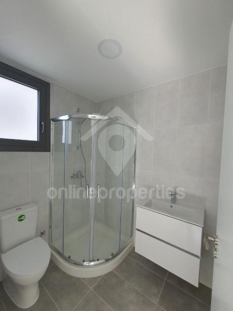 To change image, hover mouse over thumbnails below