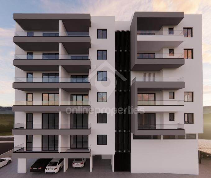 To change image, hover mouse over thumbnails below