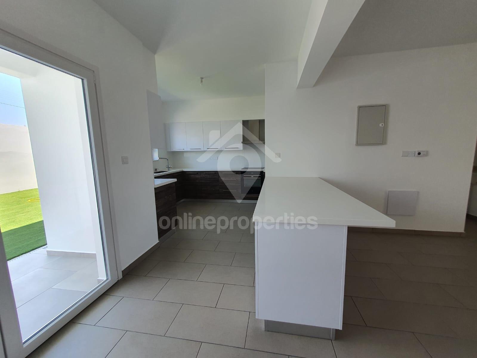 To change image, hover mouse over thumbnails below