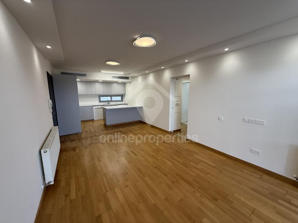 Bright and modern apartment near Eleonon street