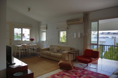 To change image, hover mouse over thumbnails below