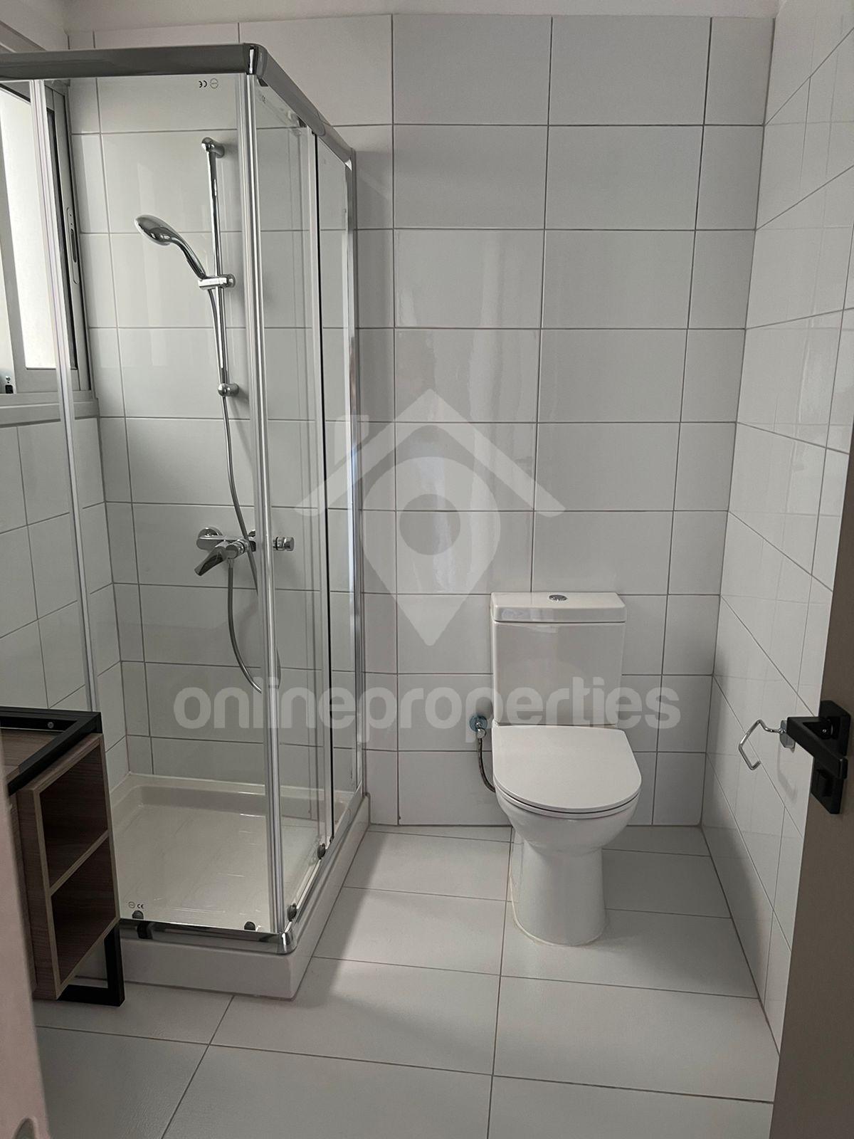 To change image, hover mouse over thumbnails below