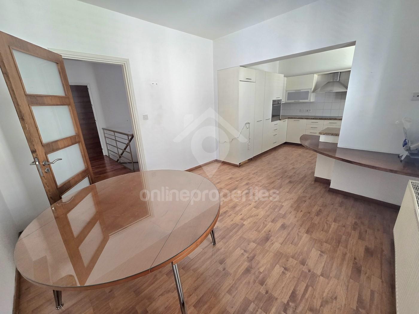 To change image, hover mouse over thumbnails below