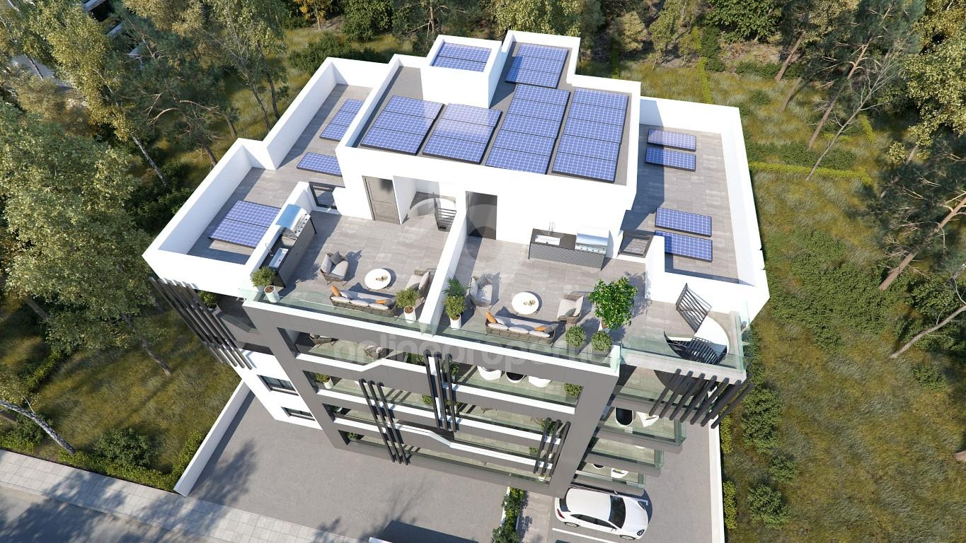 To change image, hover mouse over thumbnails below