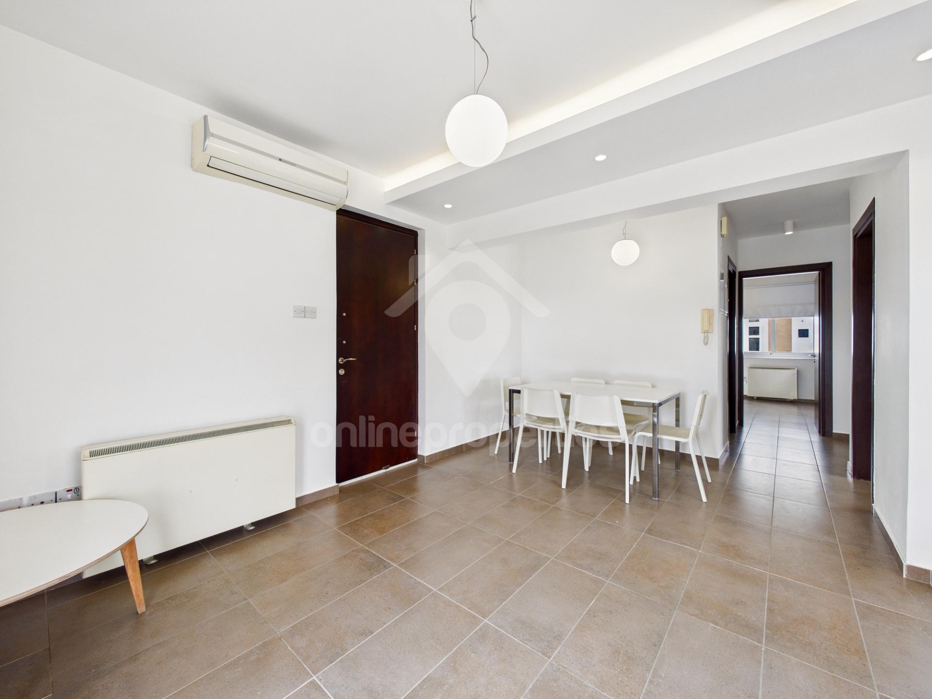 To change image, hover mouse over thumbnails below