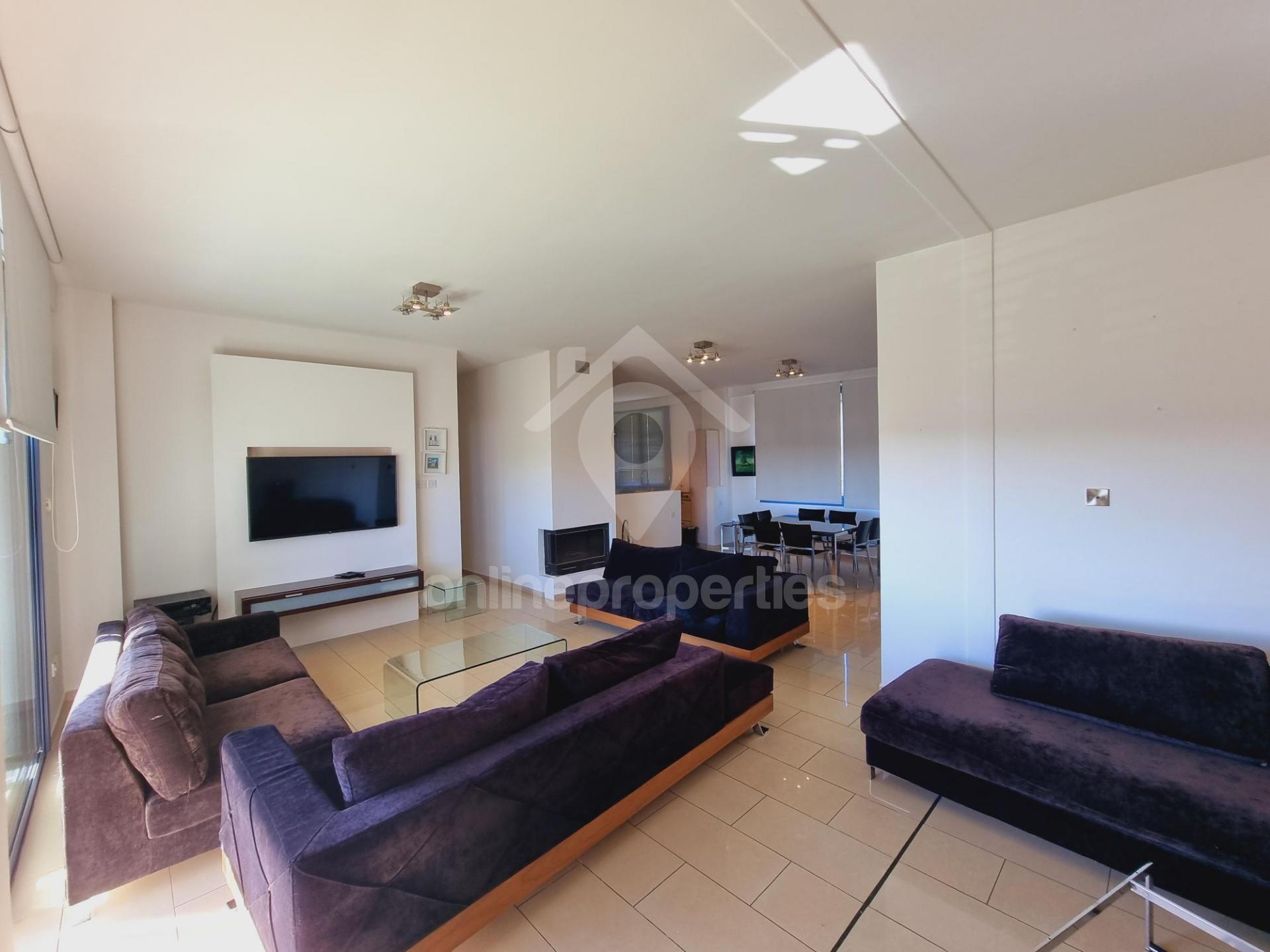 To change image, hover mouse over thumbnails below