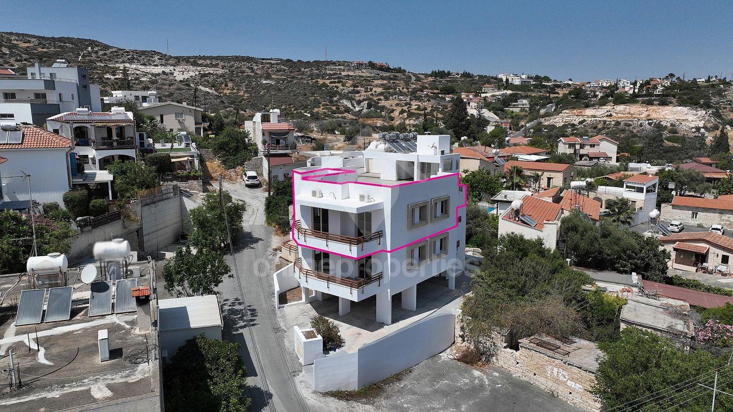 Modern 3-Bedroom Apartment, Agios Tychon, Limassol