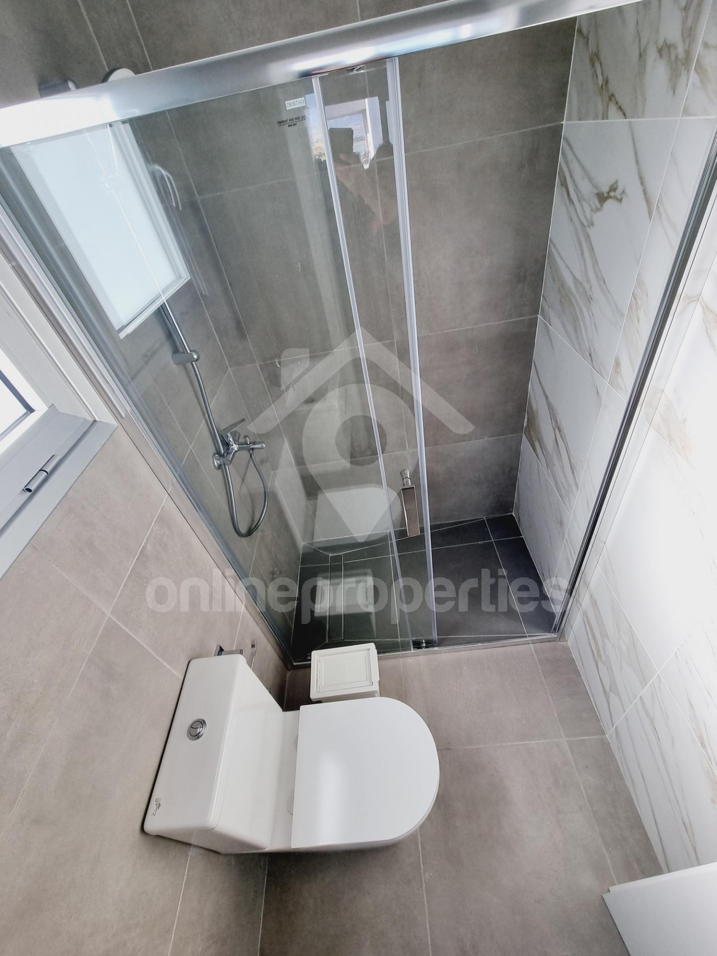 To change image, hover mouse over thumbnails below