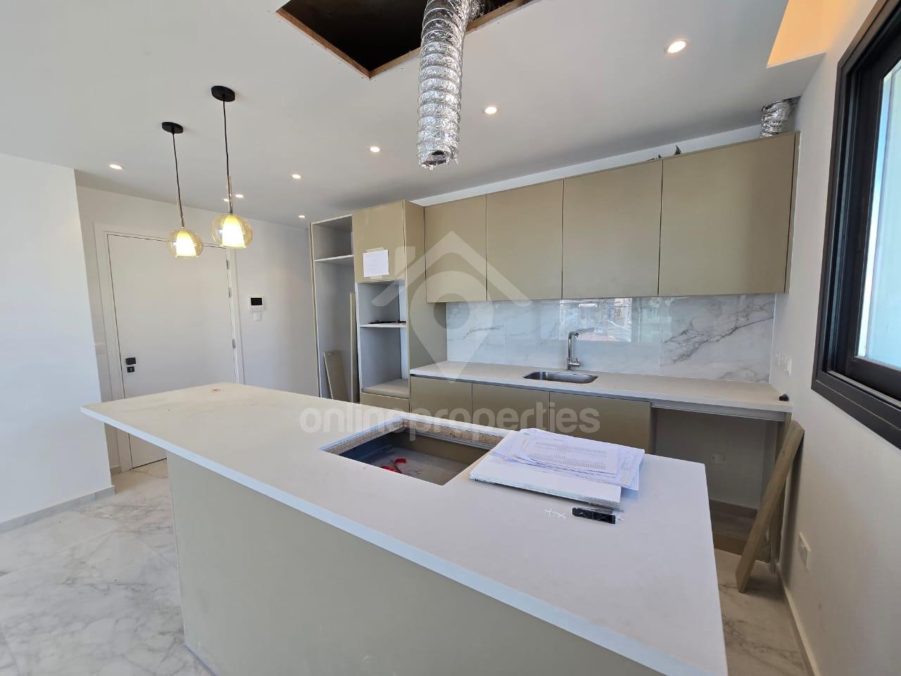 To change image, hover mouse over thumbnails below