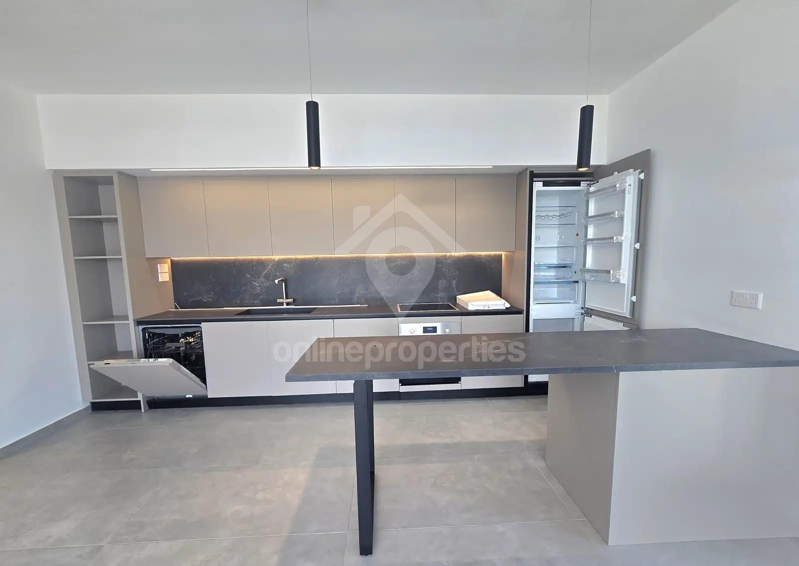 To change image, hover mouse over thumbnails below