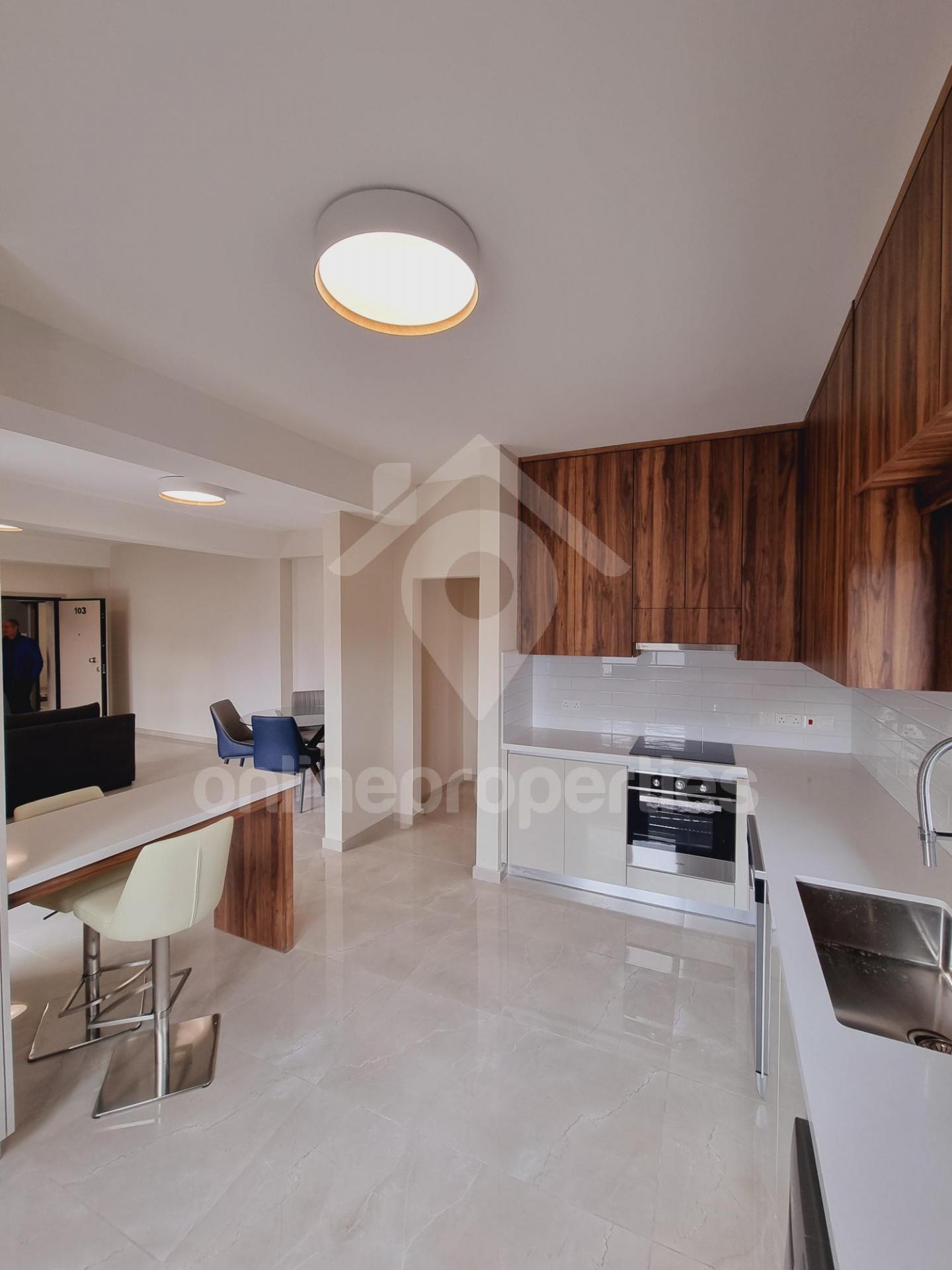 To change image, hover mouse over thumbnails below