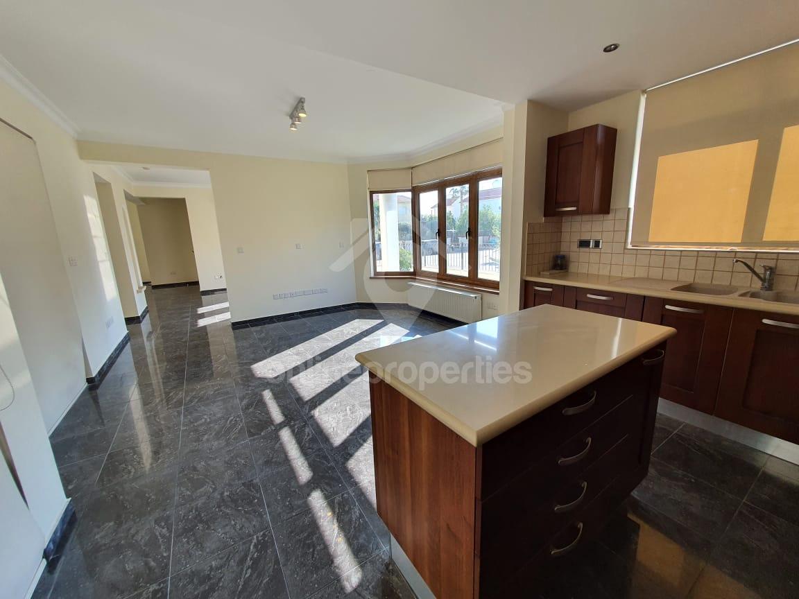 To change image, hover mouse over thumbnails below