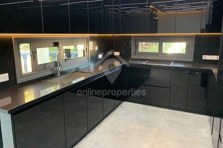 To change image, hover mouse over thumbnails below