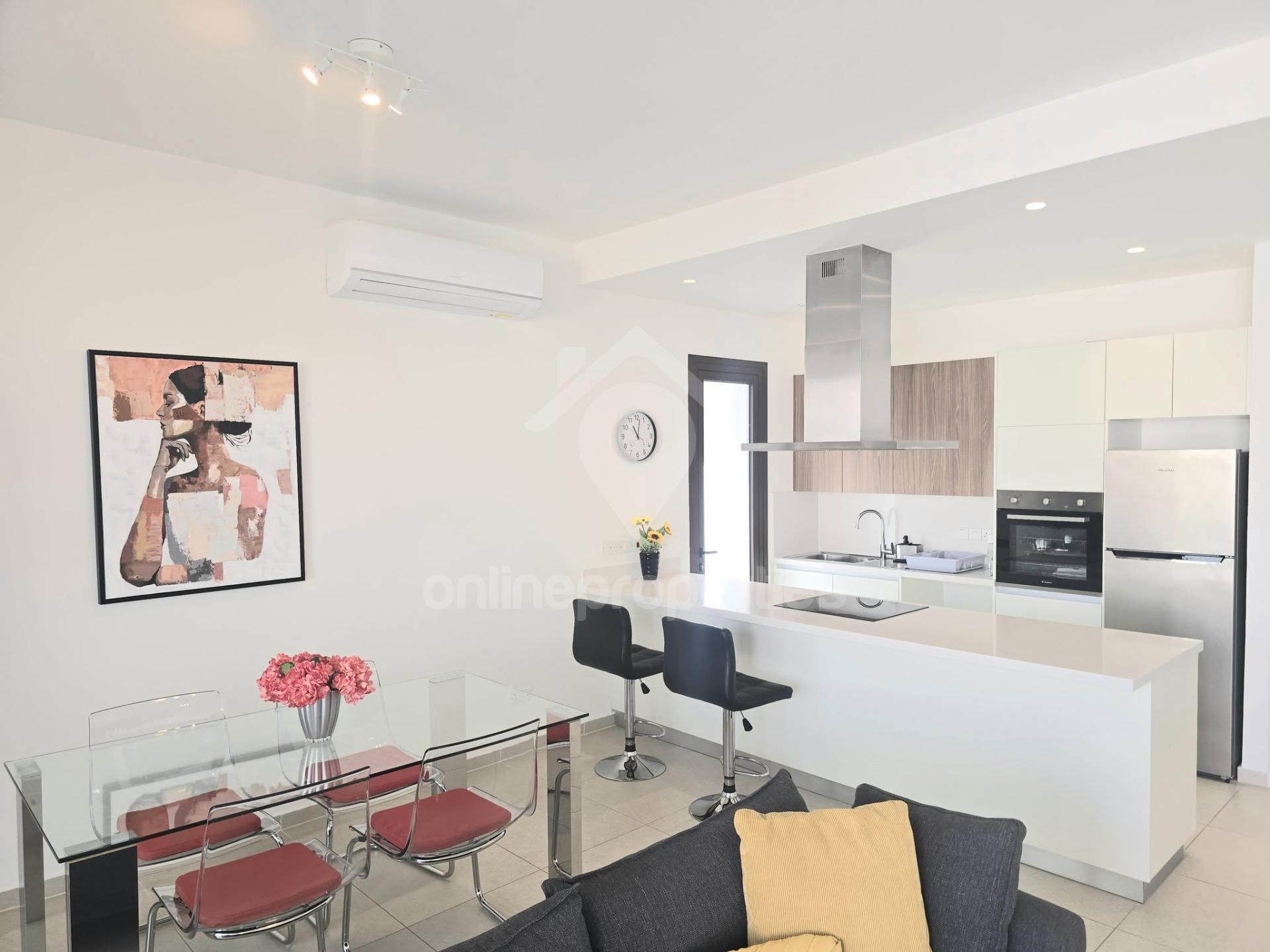 To change image, hover mouse over thumbnails below