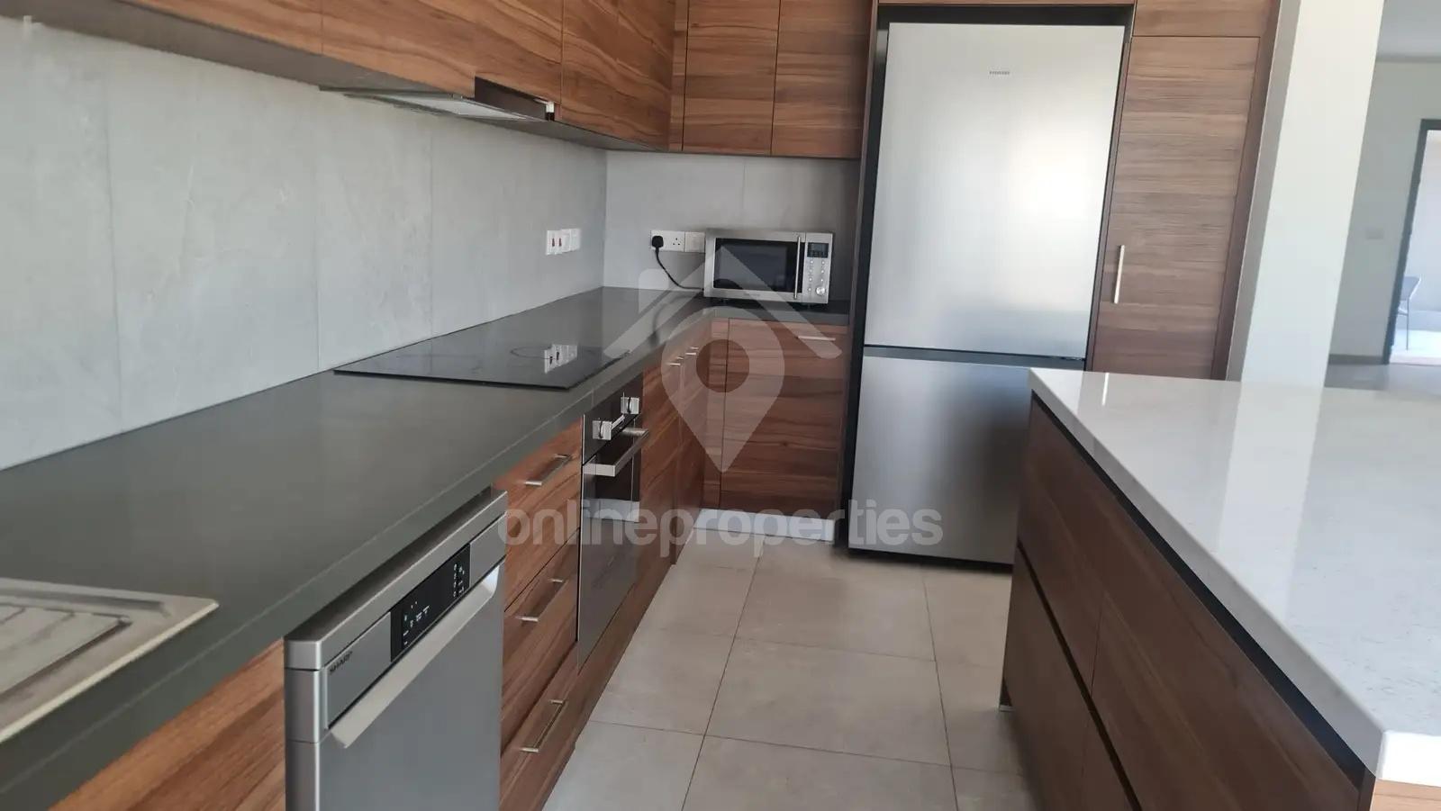 To change image, hover mouse over thumbnails below