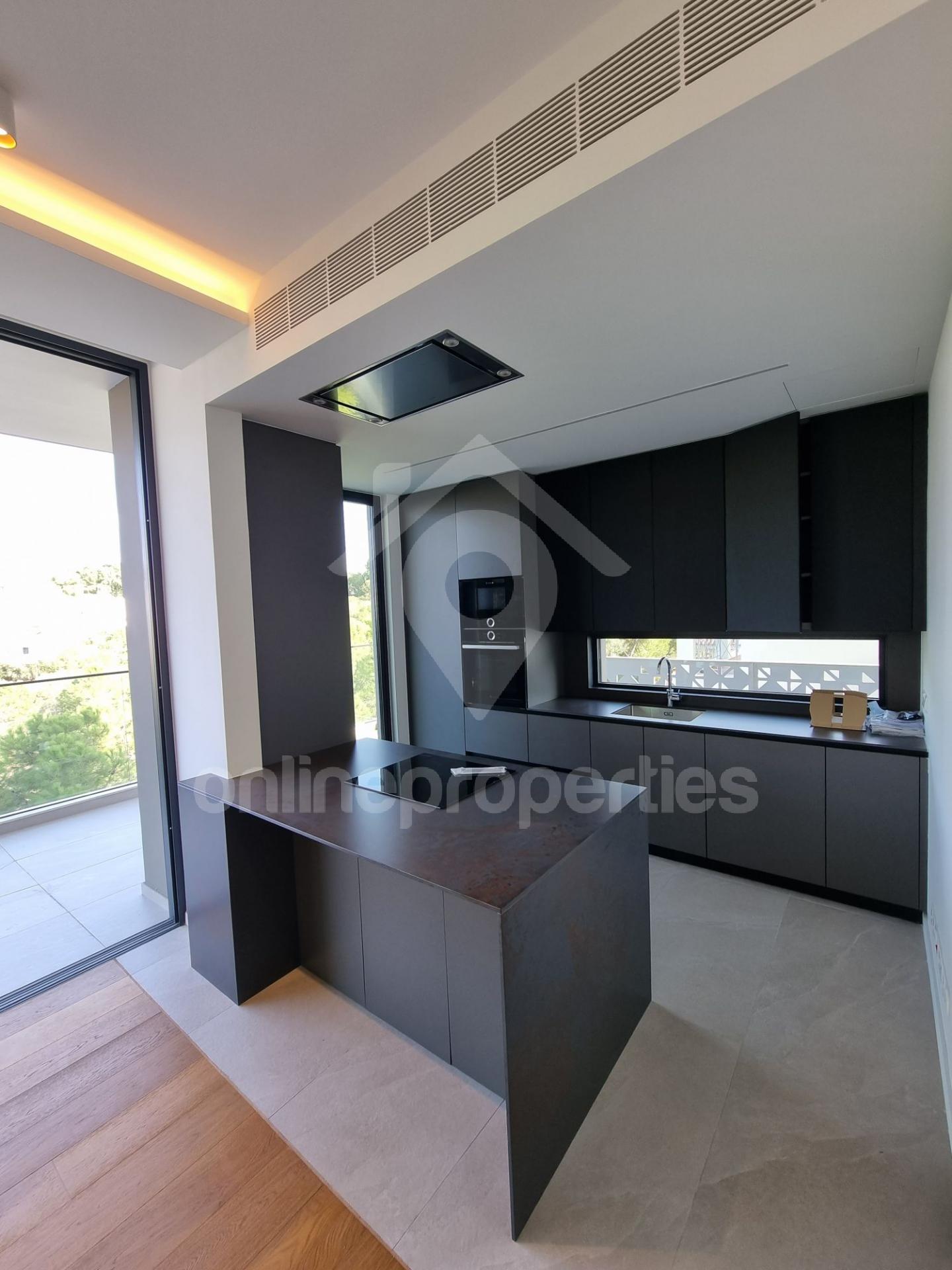 To change image, hover mouse over thumbnails below