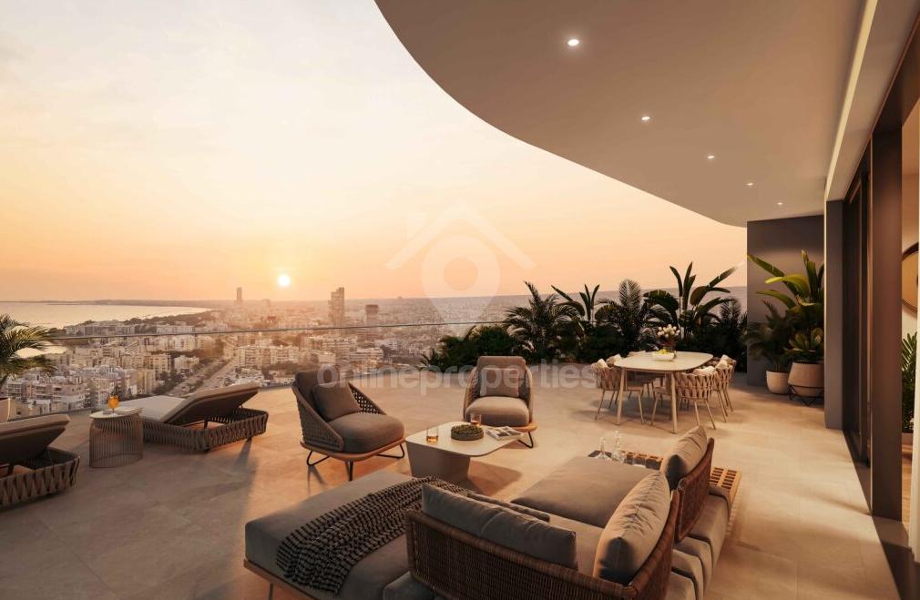 To change image, hover mouse over thumbnails below