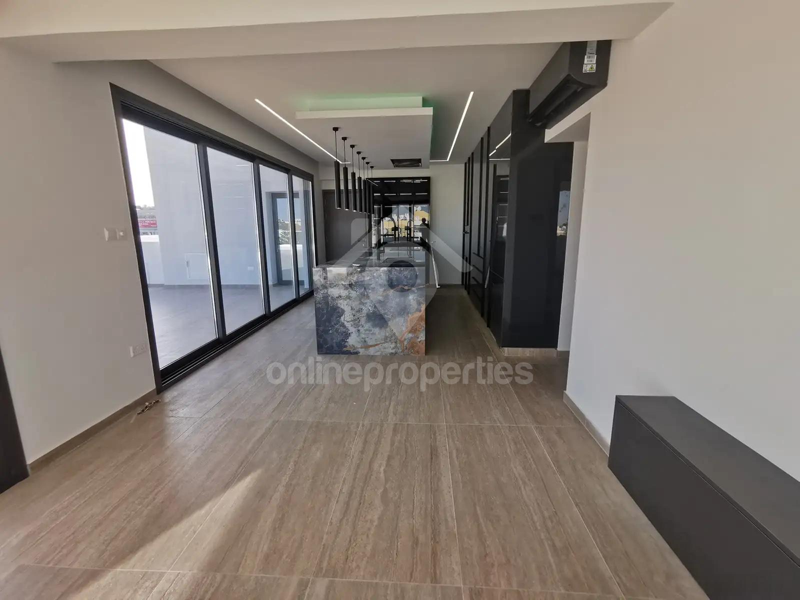 To change image, hover mouse over thumbnails below