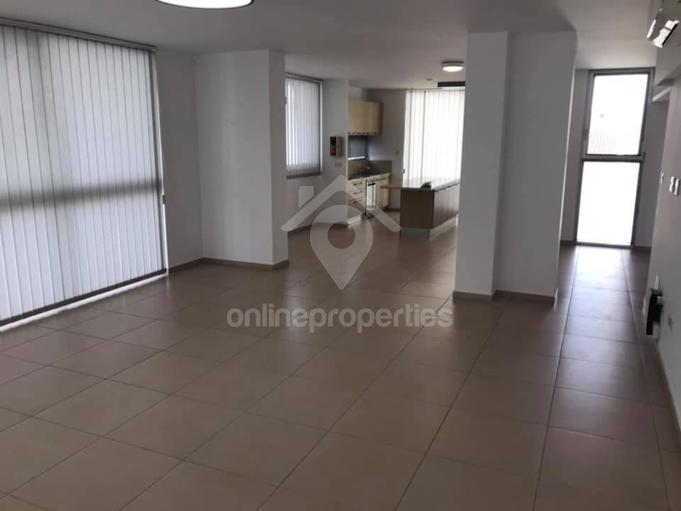 To change image, hover mouse over thumbnails below