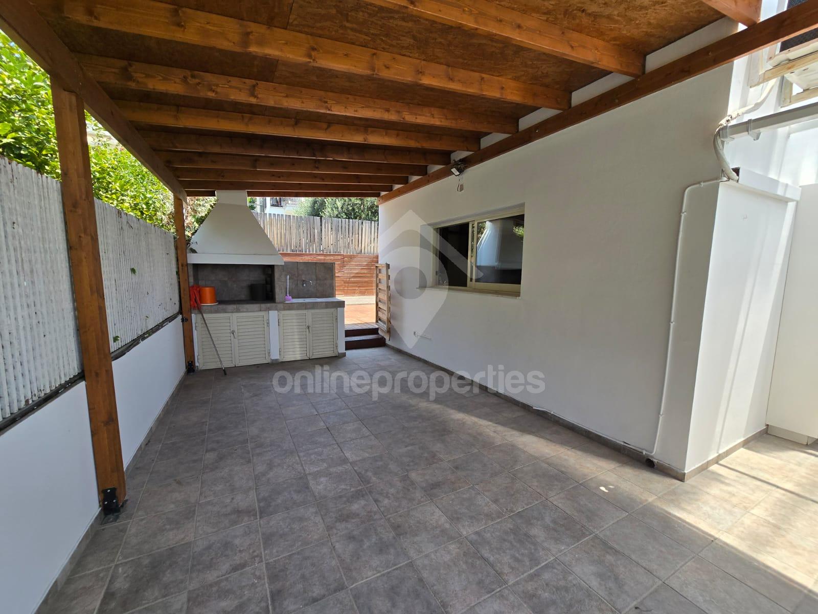 To change image, hover mouse over thumbnails below