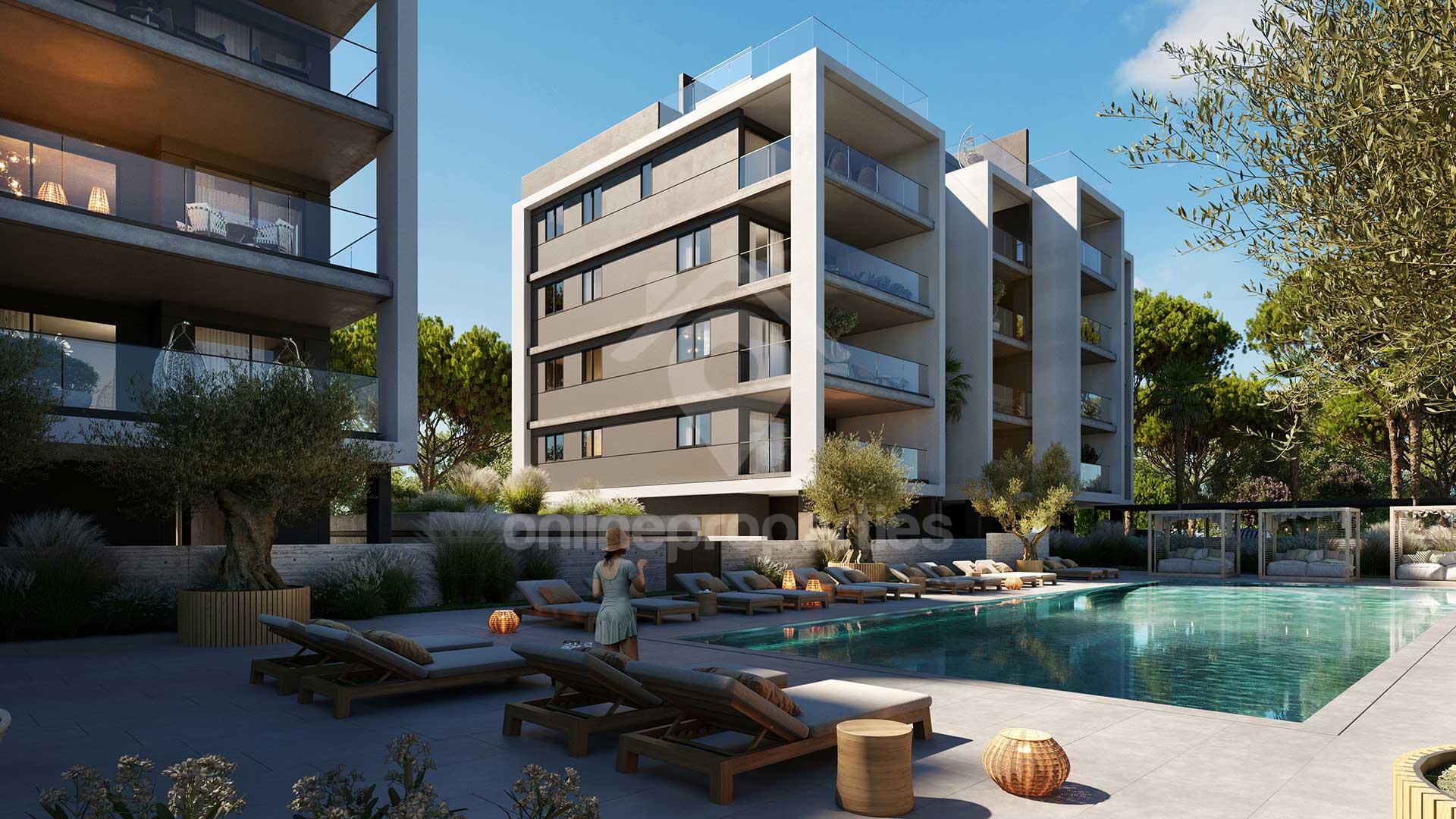 To change image, hover mouse over thumbnails below