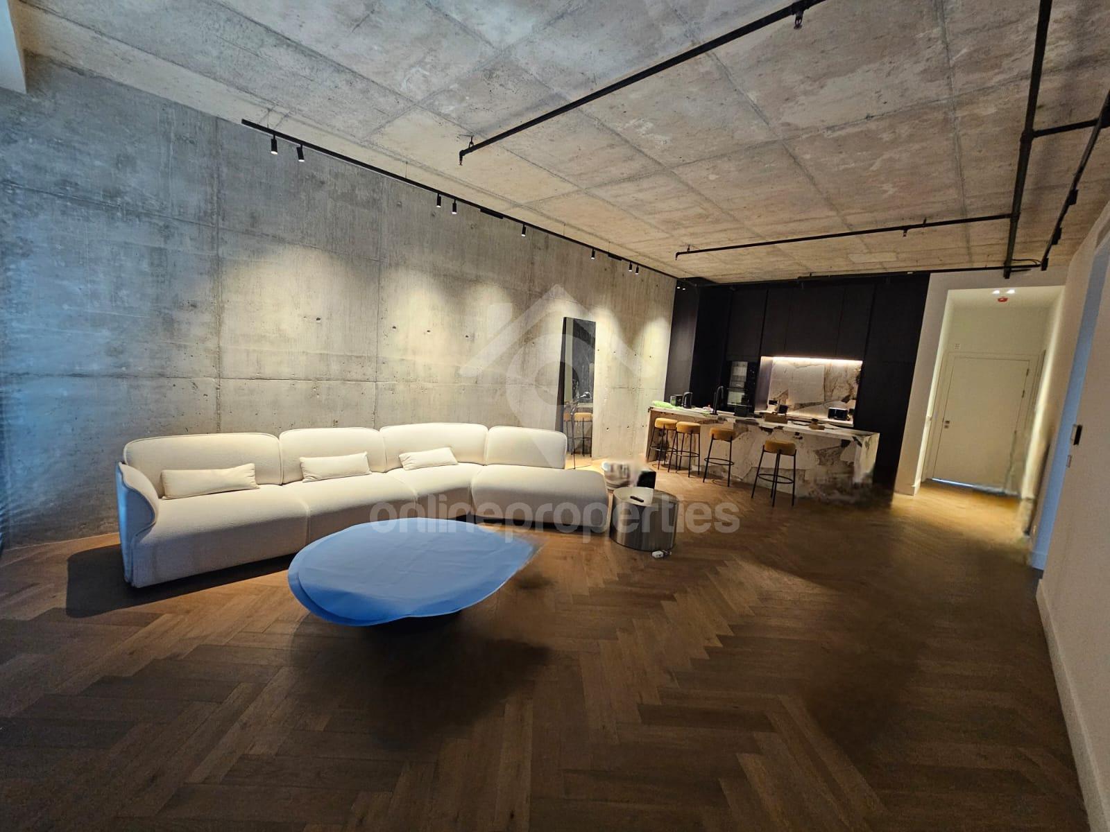 2 Bed Luxury Flat Available for Rent