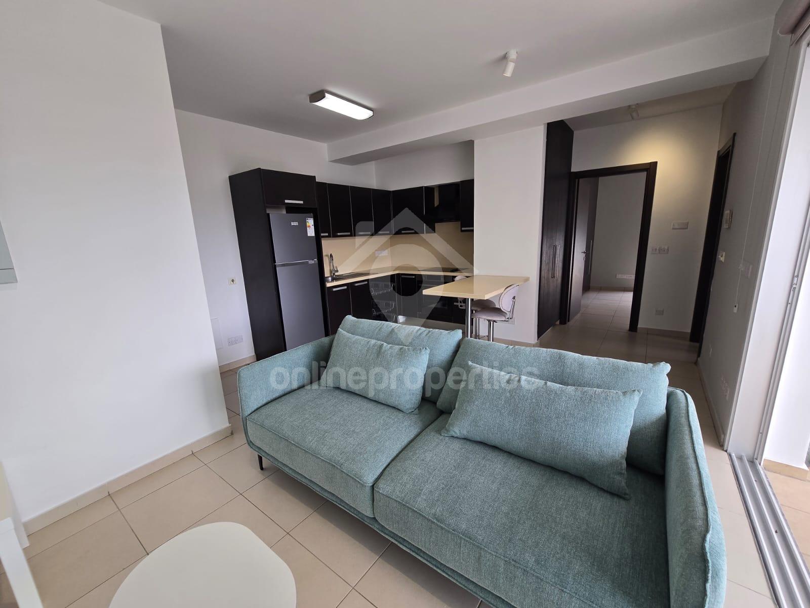 To change image, hover mouse over thumbnails below