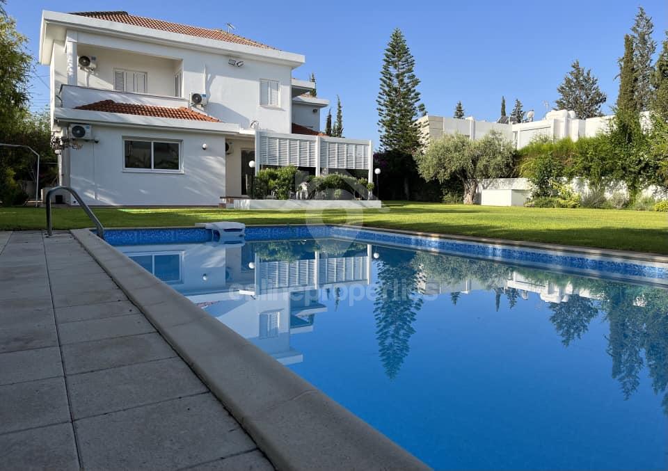 To change image, hover mouse over thumbnails below