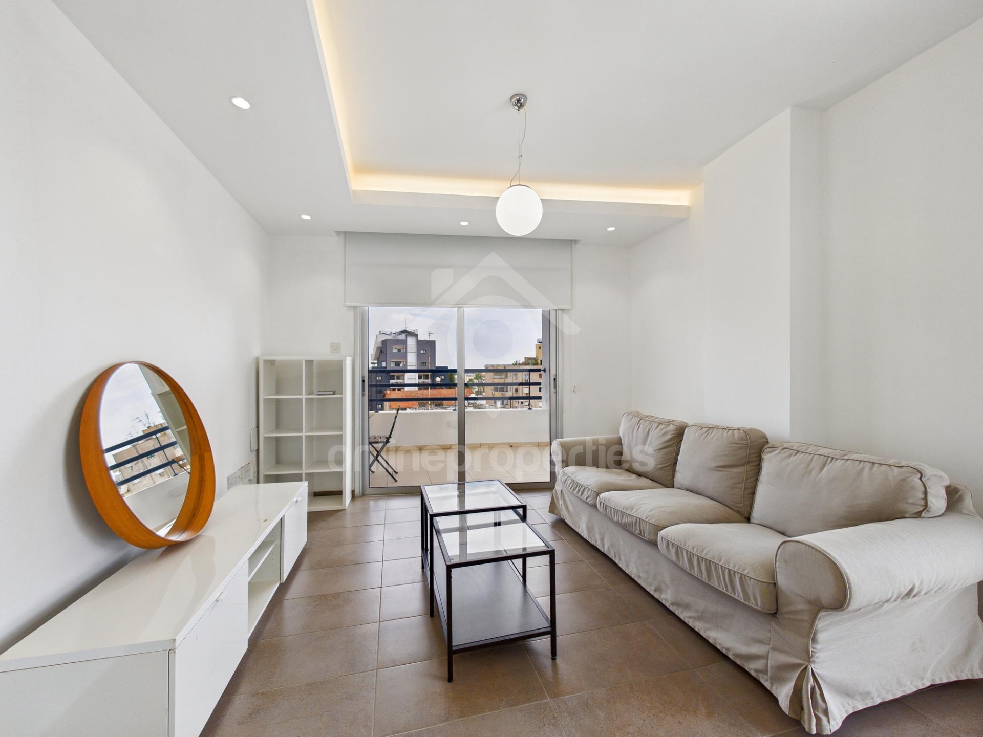 To change image, hover mouse over thumbnails below