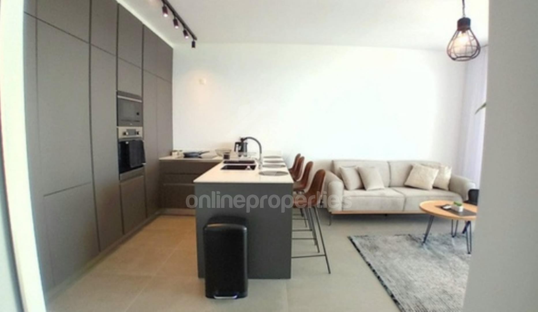 To change image, hover mouse over thumbnails below