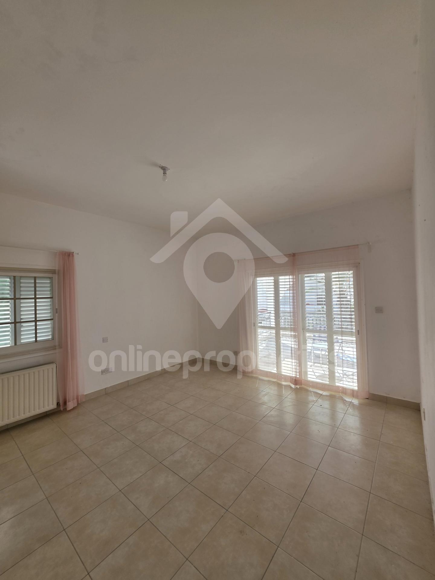 To change image, hover mouse over thumbnails below