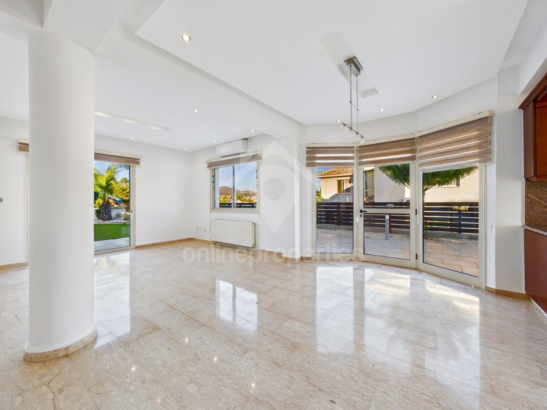 To change image, hover mouse over thumbnails below