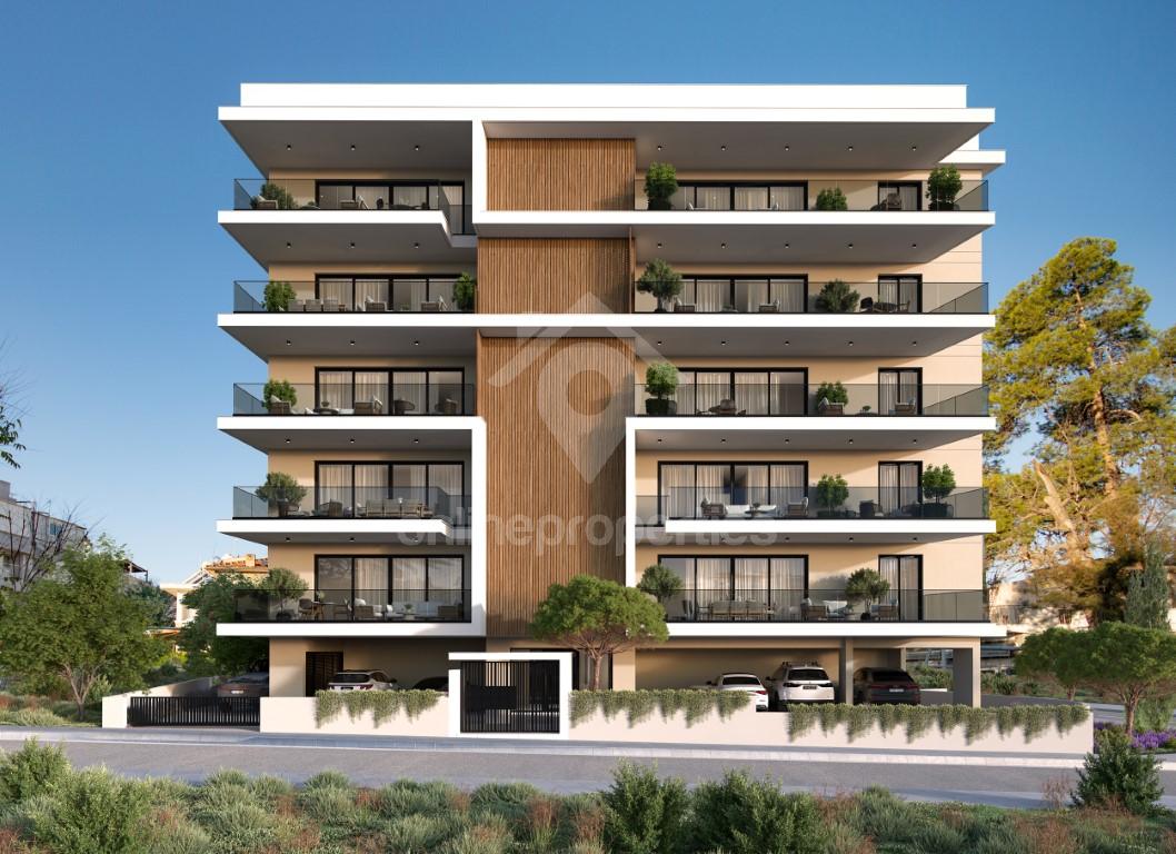 To change image, hover mouse over thumbnails below