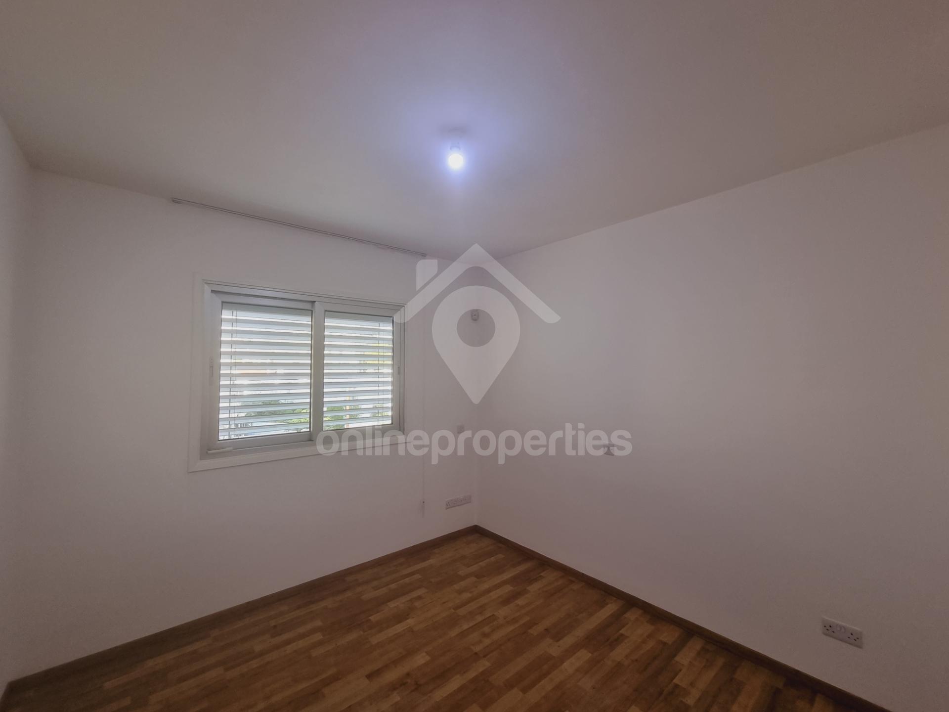 To change image, hover mouse over thumbnails below