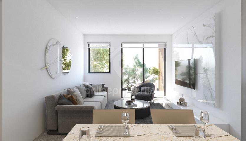 To change image, hover mouse over thumbnails below