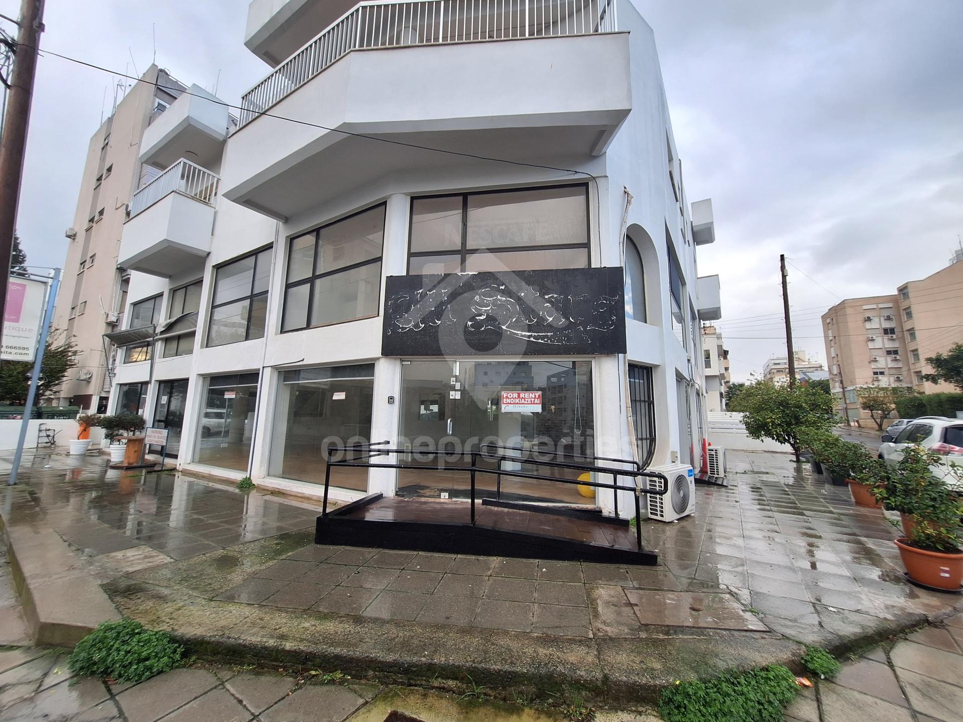 To change image, hover mouse over thumbnails below