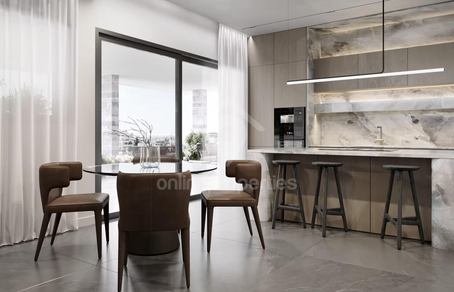 To change image, hover mouse over thumbnails below