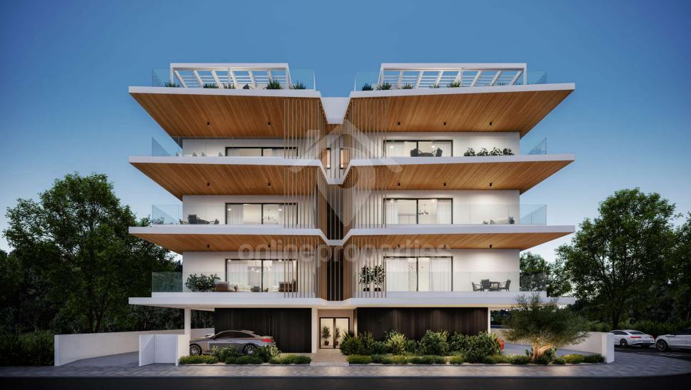 To change image, hover mouse over thumbnails below