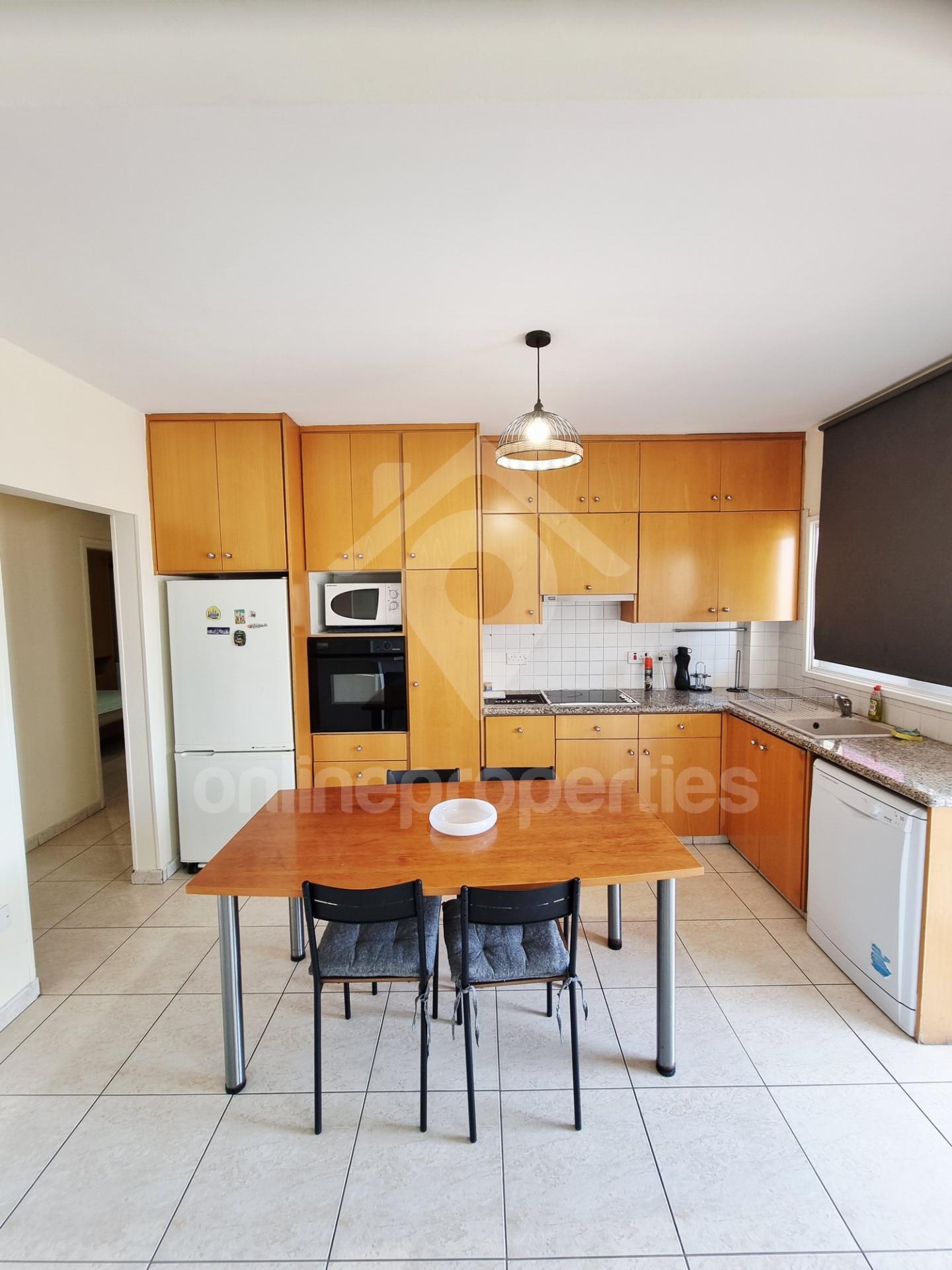 To change image, hover mouse over thumbnails below