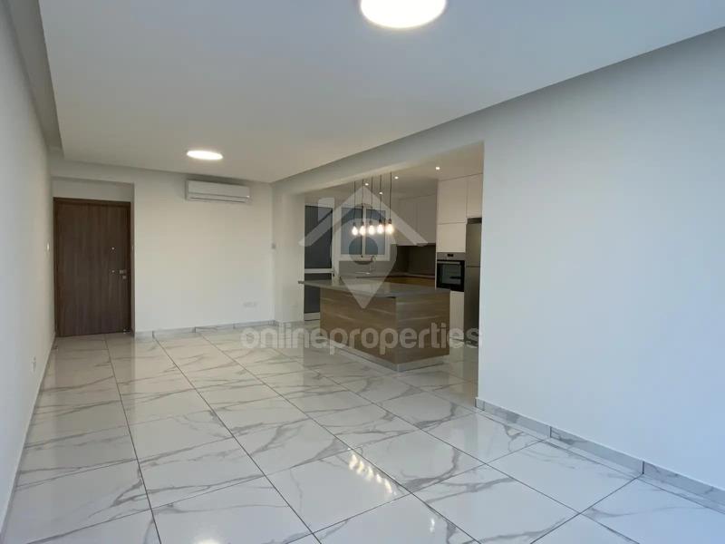 To change image, hover mouse over thumbnails below